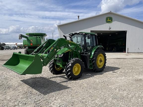 Image of John Deere 6120M equipment image 1