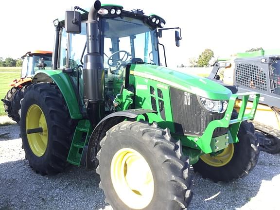 Image of John Deere 6120M equipment image 1