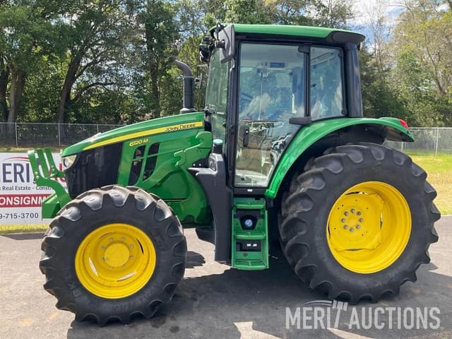 Image of John Deere 6120M equipment image 1