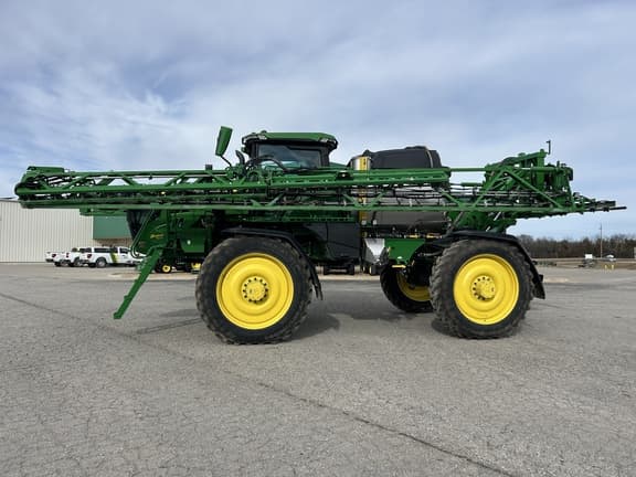 Image of John Deere 612R equipment image 1