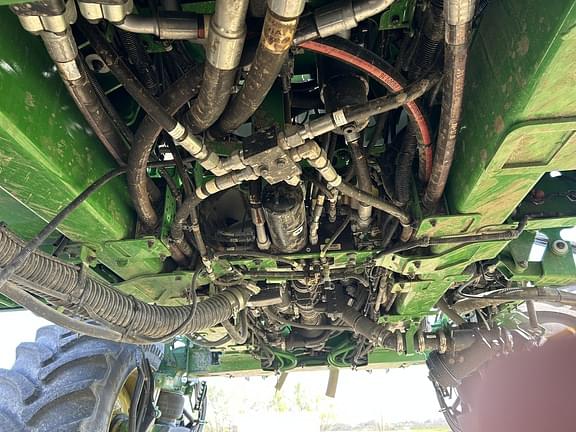 Image of John Deere 612R equipment image 3