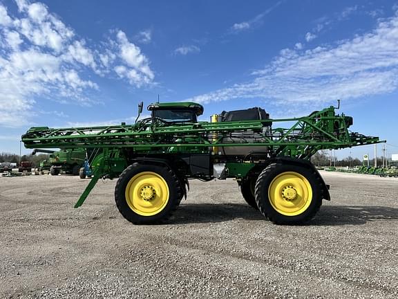 Image of John Deere 612R equipment image 1