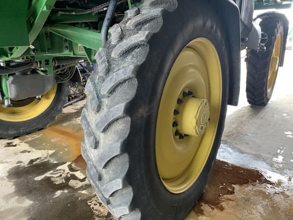 Image of John Deere 612R equipment image 3