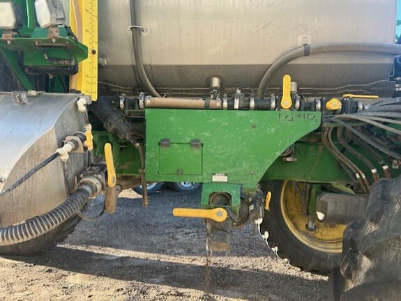 Image of John Deere 612R equipment image 4