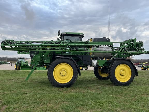 Image of John Deere 612R equipment image 2