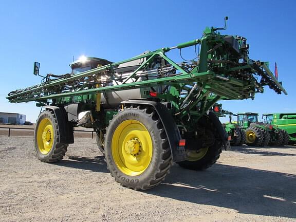 Image of John Deere 612R equipment image 2