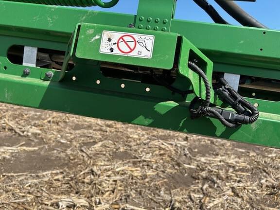 Image of John Deere 612R equipment image 2