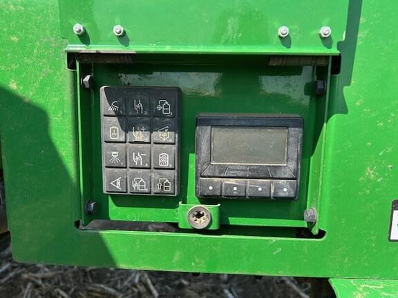 Image of John Deere 612R equipment image 4