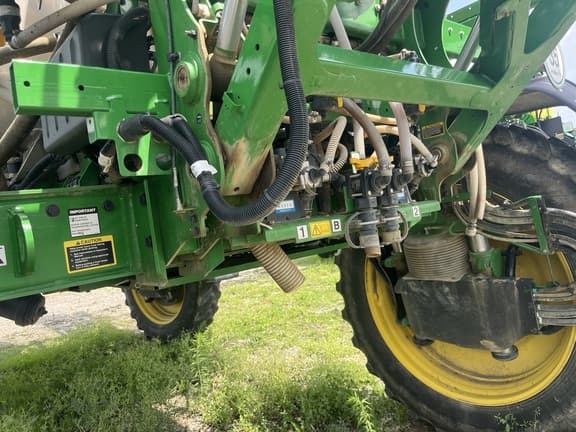 Image of John Deere 612R equipment image 4