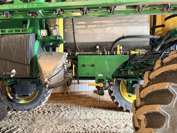 Image of John Deere 612R equipment image 4