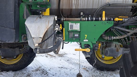 Image of John Deere 612R equipment image 4