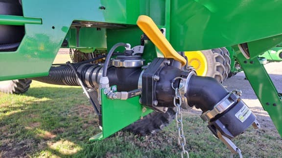 Image of John Deere 612R equipment image 4