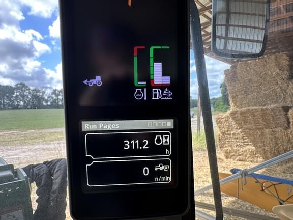 Image of John Deere 6130M equipment image 2