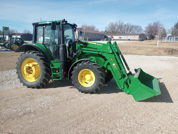 Image of John Deere 6130M equipment image 1