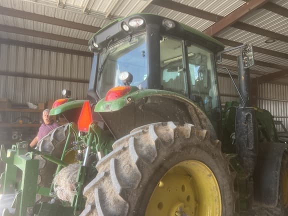 Image of John Deere 6130M equipment image 4