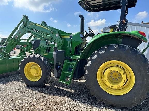 Image of John Deere 6130M equipment image 1