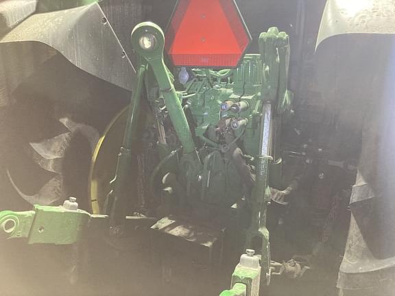 Image of John Deere 6130M equipment image 4