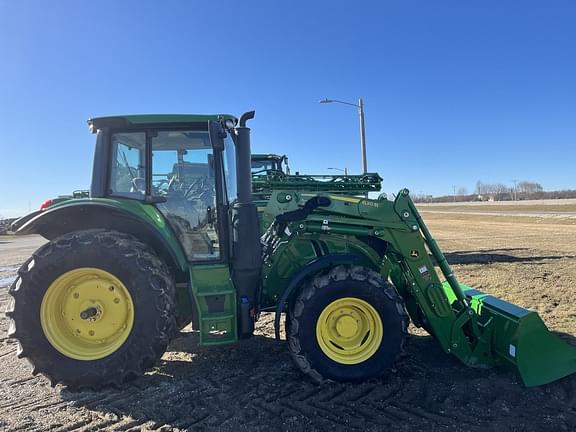 Image of John Deere 6130M equipment image 1