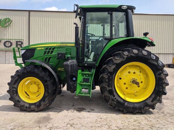 Image of John Deere 6130M equipment image 1