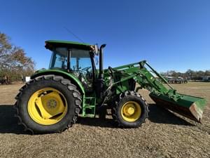2023 John Deere 6135E Image