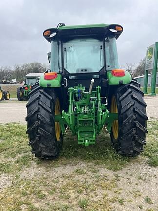 Image of John Deere 6135E equipment image 3