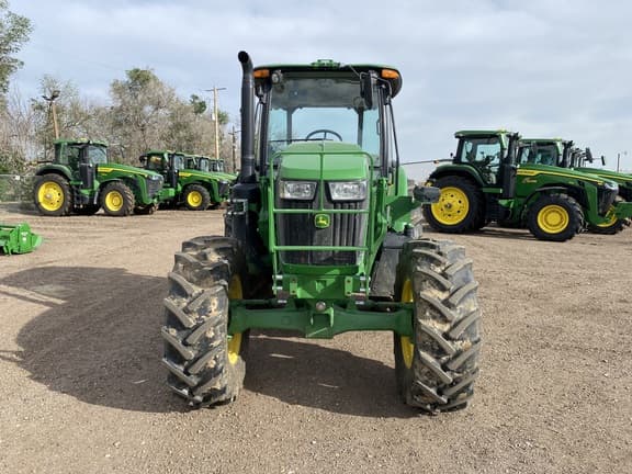 Image of John Deere 6135E equipment image 2