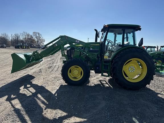 Image of John Deere 6135E equipment image 1