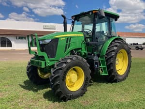 2023 John Deere 6135E Image