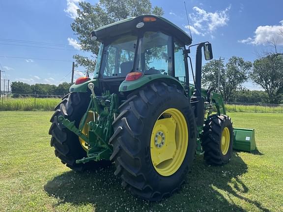 Image of John Deere 6135E equipment image 3