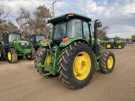 Image of John Deere 6135E equipment image 2