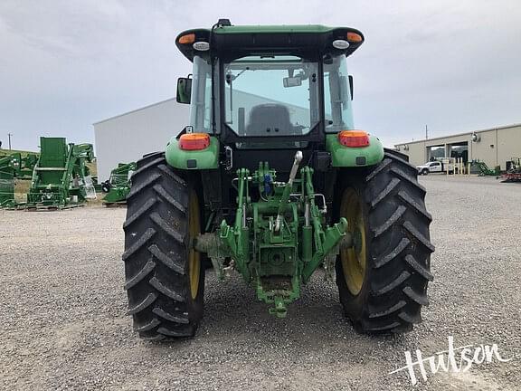 Image of John Deere 6135E equipment image 2