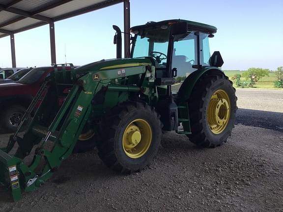 Image of John Deere 6135E equipment image 2