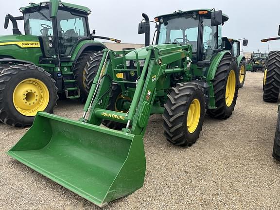 Image of John Deere 6135E equipment image 2