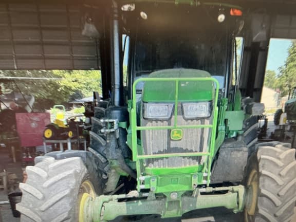 Image of John Deere 6135M equipment image 2