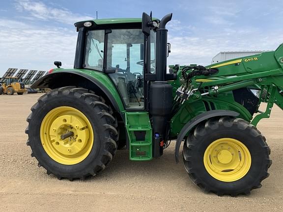 Image of John Deere 6140M equipment image 1