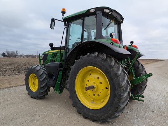 Image of John Deere 6140M equipment image 1