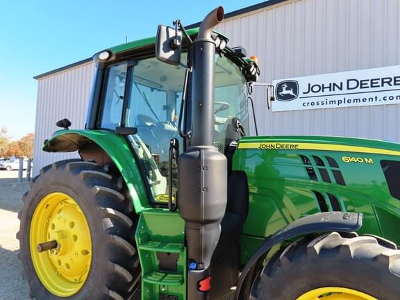Image of John Deere 6140M equipment image 2