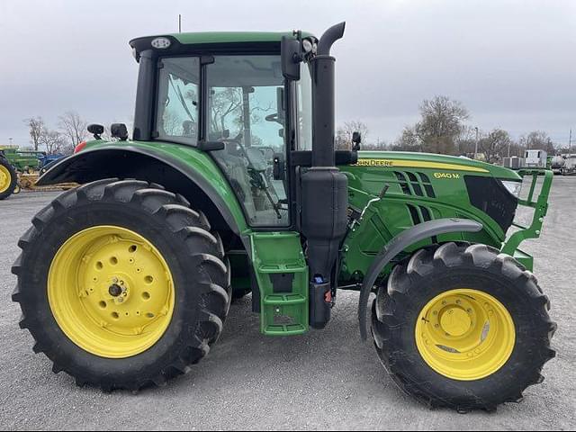 Image of John Deere 6140M equipment image 3