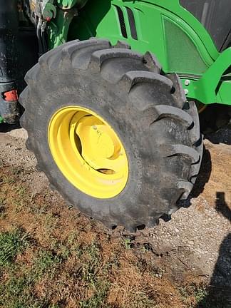 Image of John Deere 6140M equipment image 4