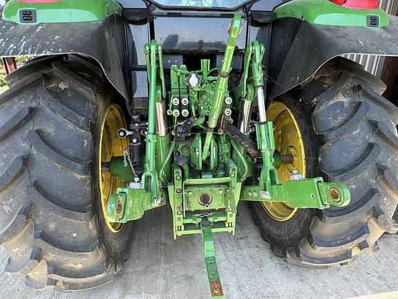 Image of John Deere 6140M equipment image 4