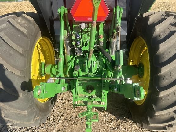 Image of John Deere 6140M equipment image 2