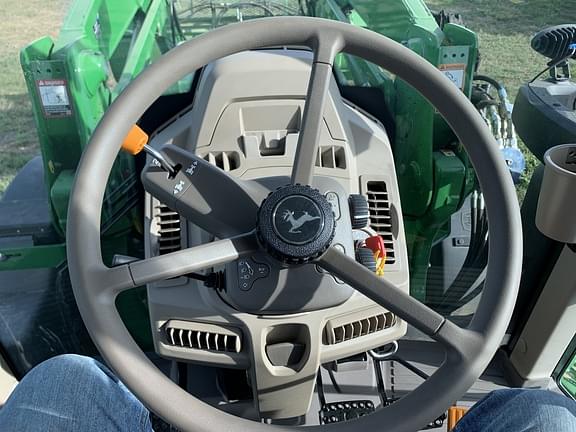 Thumbnail image John Deere 6140M 28