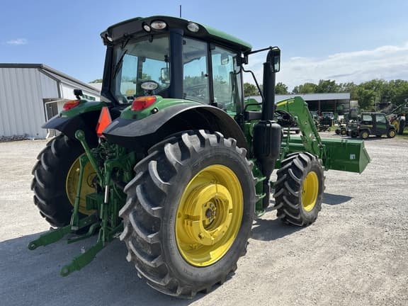 Image of John Deere 6140M equipment image 4