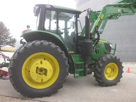 Image of John Deere 6140M equipment image 2