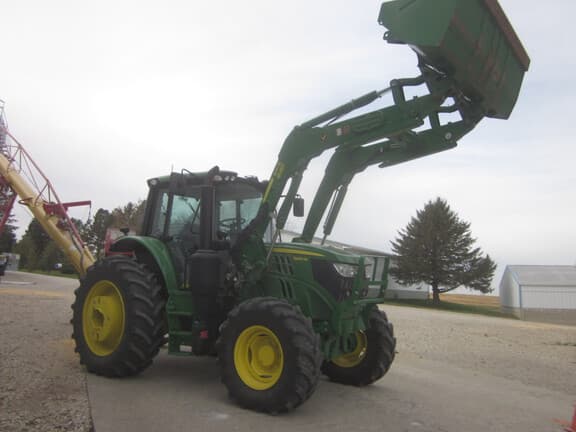 Image of John Deere 6140M equipment image 4