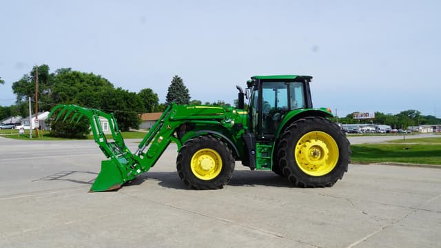 Image of John Deere 6145M equipment image 1