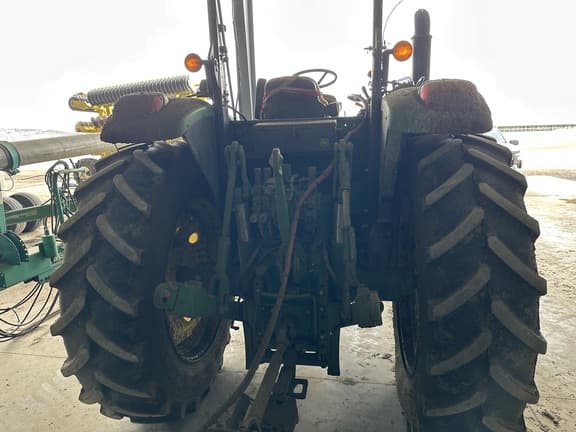 Image of John Deere 6145M equipment image 3