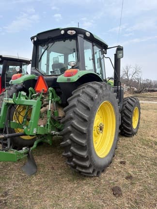 Image of John Deere 6145M equipment image 4
