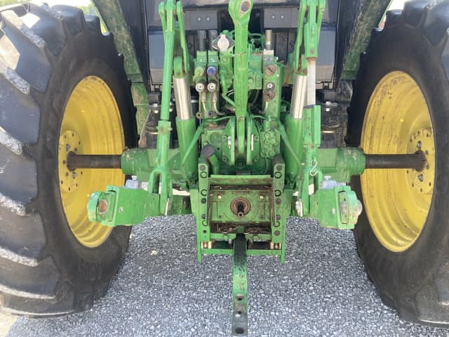 Image of John Deere 6145M equipment image 4