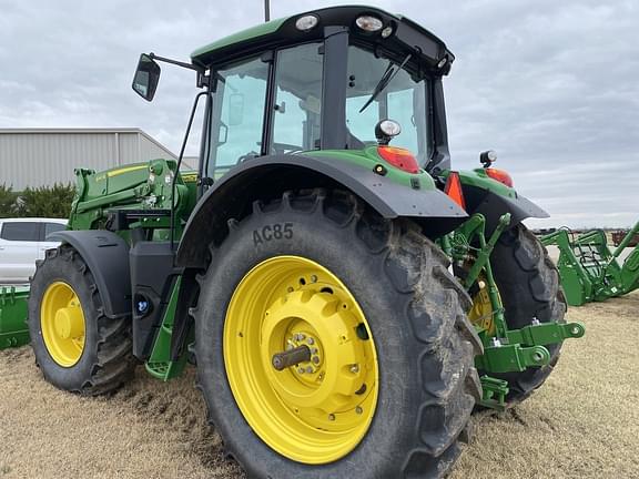 Image of John Deere 6145M equipment image 3